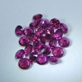 Bild 2 von 3 ct VVS! 25 pieces round pink- violet 2.7 mm Rhodolite Garnet Gems. Ravashing color!