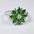 Bild 3 von 925 Silver Flower Ring with Chrome Diopside Gemstones, SZ 8 (Ø 18 mm)
