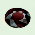 Bild 1 von 1.9 ct.  Ovaler rot- violetter 7.5 x 6 mm Rhodolith Granat