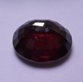 Bild 3 von 7.65 ct. Großer roter ovaler 12.4 x 11.1 mm Rhodolith Granat