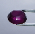 Bild 2 von 3.95 ct. Fine red  oval 9.6 x 8.4 mm Rhodolithe  Garnet