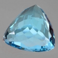 Bild 2 von 26 ct. Prächtiger augenreiner  19 x 19 mm Brasilien Swiss Blue Topas
