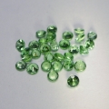 Bild 2 von 1.7 ct. 30 Stück grüne runde 2.2 - 2.4 mm Tsavorit Granate. 