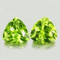 1.96 ct. Bezauberndes Paar Grüne 6.2 x 6.2 mm Pakistan Triangel Peridot Edelst.