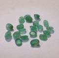 Bild 2 von 3.24 ct. 20 pieces oval 3.5 x 2.8 to 4 x 3.2 mm Brazil Emeralds