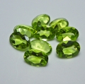 Bild 2 von 7.22 ct VS! 9 pieces fine green oval 7 x 5 mm Pakistan Peridot Gemstones. Nice color !