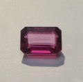 Bild 1 von 2.44 ct. Red violet 8.5 x 6 mm Rhodolite Garnet Baguette