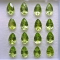 Bild 1 von 7.06 ct.  16 Stück schöne grüne 6 x 4 mm  Pakistan Peridot Tropfen. Tolle Farbe!