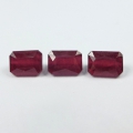 Bild 1 von 4.70 ct. 3 Stück feine 7 x 5 mm Mosambik Rubin Edelsteine