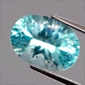 7.66 ct.  VVS ! Fantastischer natürl. ovaler 14 x 10 mm Sky Blue Topas