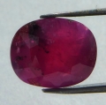 3.75 ct. Fine red  oval 9.3 x 7.8 mm Mosambik Ruby