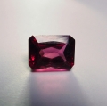 Bild 1 von 1.96 ct. Kirschrotes 8 x 5.7 mm Rhodolith Granat Baguette