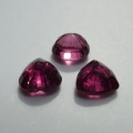 Bild 4 von 3.30 ct. VS! 3 pieces Pink Violet 6 x 6 bis 6 x 5 mm Rhodolite Garnet