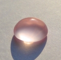 Bild 1 von 9.30 ct.  Klasse ovaler 14.7 x 12 mm Rosen-Quarz