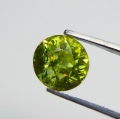 Bild 1 von 1.34 ct.  Natürlicher runder gelblich grüner 6 mm Titanit Sphen