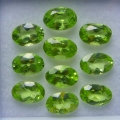 4.5 ct VS! 10 pieces fine green oval 6 x 4 mm Pakistan Peridot Gemstones. Nice color !