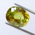 6.85 ct. Big untreated Yellowish Green 12.5 x 10.5 mm Ceylon Titanit Sphene