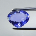 Bild 2 von 1.02 ct.  Augenreines natürlich blau-violettes 7.2 x 5.7 mm Tansanit-Herz. Tolle Farbe!