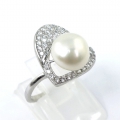 925 Silver Heart Design Ring with China Cultured Pearl, Size 7,5 (Ø 17.5 mm)