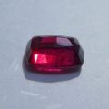 Bild 2 von 4.66 ct. Cherry red oval 11 x 8 mm Cushion Rhodolithe  Garnet