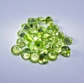 Bild 2 von 3.58 ct VS! 30 pieces fine green round 3 mm Pakistan Peridot Gemstones. Nice color !