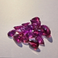 Bild 2 von 9.45 ct. 20 Stück rote 6 x 4 mm Rhodolith Granat Tropfen