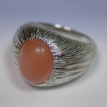 Noble 925 Silver Ring, with an oval Africa Moonstone SZ 6.5     53.5