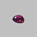 Bild 2 von 1.25 ct. Feiner rot violetter ovaler 7 x 5.2 mm  Rhodolith Granat