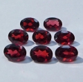 Bild 1 von 7.7 ct. 8 Stück ovale rote 7 x 5 mm Mosambik Granate