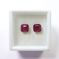 Bild 2 von 2.85 ct. Feines Paar Dunkelrote 6 x 6 mm Mosambik Rubine