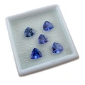 Bild 1 von 2.11 ct. VVS/VS  5 Stück natürl.  Blau Violette Triangel Tansanit Edelsteine