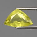 1.95 ct.  Medium Gelber 11.2 x 7 mm Madagaskar Triangel Beryll