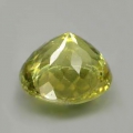 Bild 2 von 3.84 ct. Yellow oval 10.5 x 9.5 mm Tanzania apatite