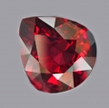 Bild 1 von 4.25 ct. Cherry red  10.4 x 9.4 mm Rhodolite Garnet Pear