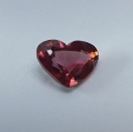 1.71 ct. Fine orange-red 8.8 x 6.4 mm Tansania Zircon Heart