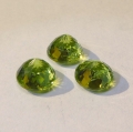Bild 2 von 3.66 ct. 3 pieces round green 6.5 mm Peridot Gemstones. Nice color !