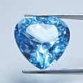 Bild 1 von 10.40 ct. Feines 13.6 x 13.2 mm Swiss Blue Topas Herz