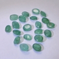 Bild 2 von 3.05 ct. 20 pieces oval 3.5 x 2.8 to 4 x 3.2 mm Brazil Emeralds