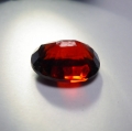 Bild 2 von 3.55 ct. Toller roter ovaler 10 x 7.8  mm Spessartin Granat