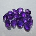 Bild 2 von 5.28 ct. 16 Stück ovale 5 x 4 mm Brasilien Amethyst Edelsteine