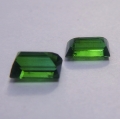Bild 2 von 2.25 ct. Klasse Paar  grüne 7.8 x 4.5 mm Turmalin Baguettes