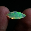 Bild 2 von 2.14 ct. Fine faceted 17.7 x 7 mm Multi Color Ethiopia Marquise Opal