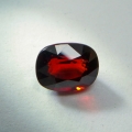 Bild 1 von 2.65ct.VS!  Klasse ovaler 8.3 x 6.4 mm Cushion Spessartin Granat