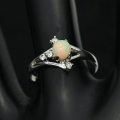 Bild 2 von Feiner 925 Silber Ring mit echtem Welo Opal GR 54,5