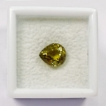 Bild 3 von 2.50 ct  VS! Feiner gelblich Grüner 8.8 x 7.7 mm Nigeria Turmalin Tropfen