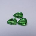 1.36 ct. 3 piecesl natural  6 x 4 mm Chrome Diopside Pear Gems