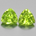 1.85 ct. Perfektes Paar Grüne 6.2 x 6.2 mm Pakistan Triangel Peridot Edelsteine