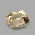 Bild 2 von 2.70 ct.  VVS !  Goldgelber 8.2 x 8.2 mm Cushion Brasilien Beryll