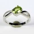 Bild 2 von Zarter 925 Silber Ring mit echtem Pakistan Peridot, GR 56 (Ø 17,8 mm)