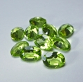 Bild 2 von 8.84 ct VS! 10 pieces fine green oval 7 x 5 mm Pakistan Peridot Gemstones. Nice color !